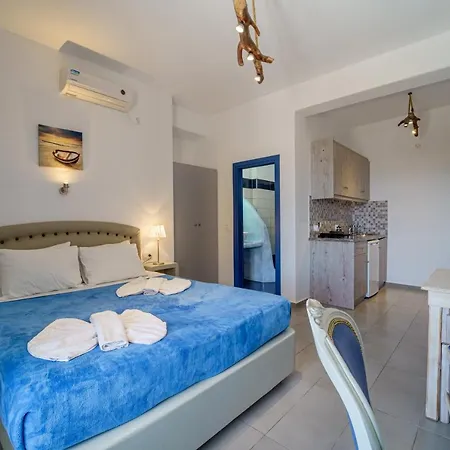 Marousi Suites Apartament