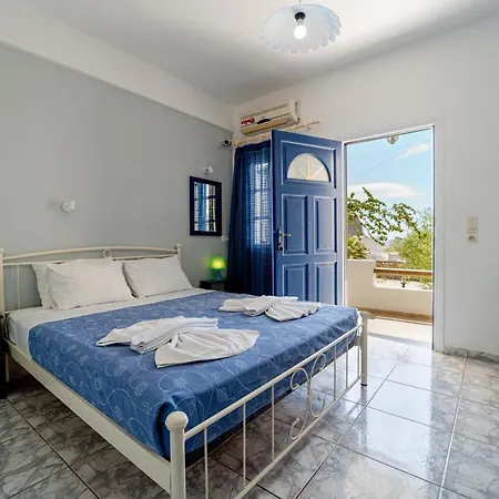 Marousi Suites *