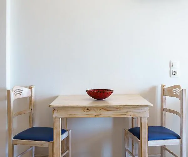 Marousi Suites Apartament *