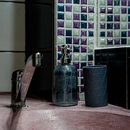 아파트 Marousi Suites