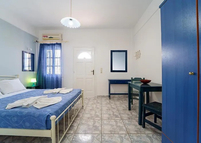 Marousi Suites Апартаменты *