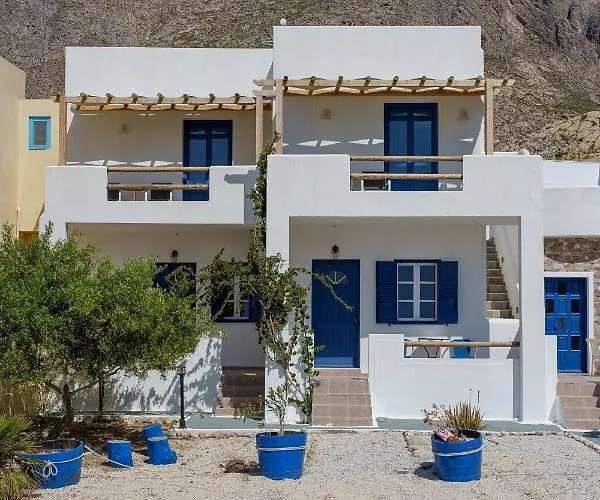 Апартаменты Marousi Suites