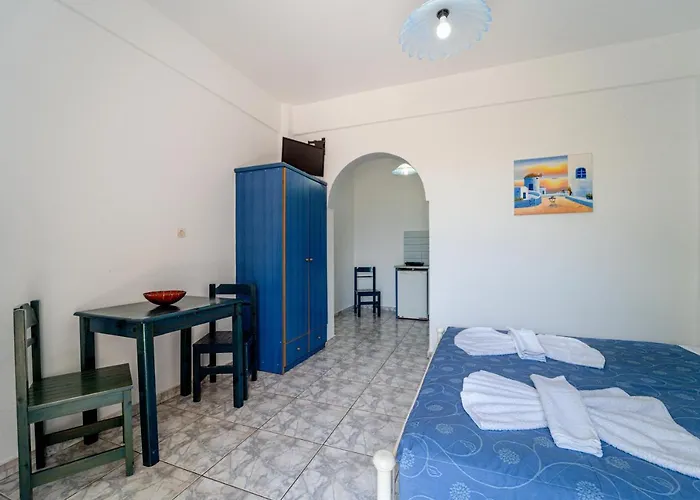 Marousi Suites Апартаменты