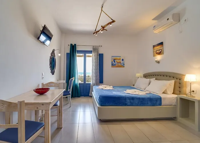 Marousi Suites Апартаменты *