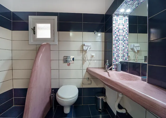 Апартаменты Marousi Suites